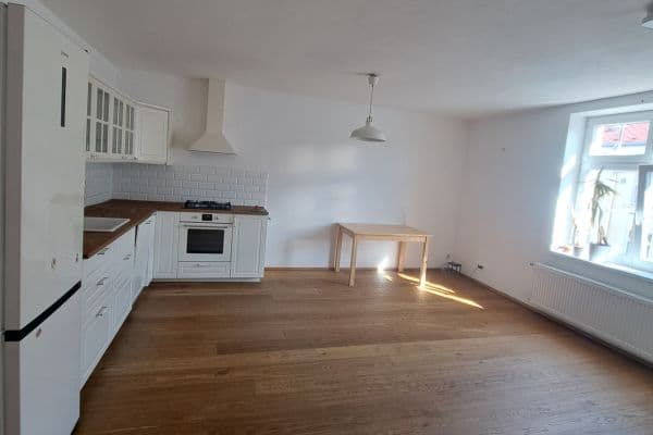 Pronájem bytu 3+kk 70 m², Barákova, SO POÚ Jičín Pronájem bytu 3+kk 70 m², Barákova, SO POÚ Jičín