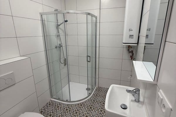 Pronájem bytu 2+kk 35 m², Baarovo nábřeží, Brno Pronájem bytu 2+kk 35 m², Baarovo nábřeží, Brno