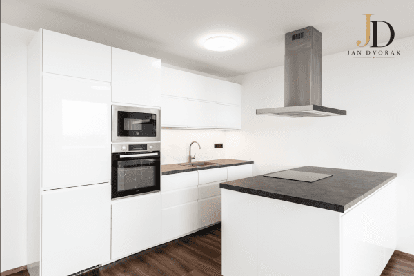 Prodej bytu 3+kk 79 m², Kurčatovova, Praha Prodej bytu 3+kk 79 m², Kurčatovova, Praha