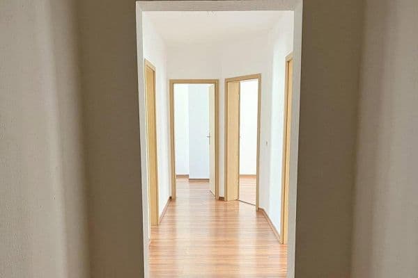 Pronájem bytu 3+1 77 m², Georg-Schumann-Str. 201, Leipzig, Sasko Pronájem bytu 3+1 77 m², Georg-Schumann-Str. 201, Leipzig, Sasko