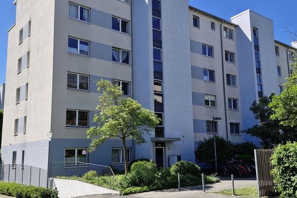 Prodej bytu 4+1 90 m², Köln Prodej bytu 4+1 90 m², Köln