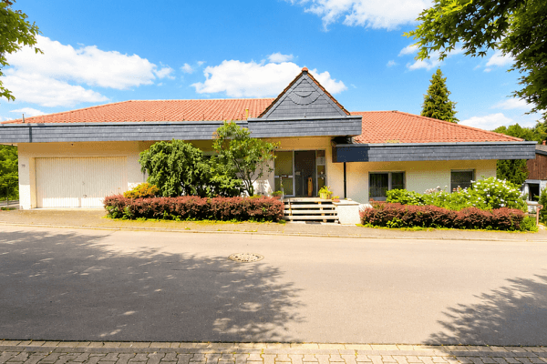 Prodej domu 385 m², pozemek 807 m², Idstein Prodej domu 385 m², pozemek 807 m², Idstein