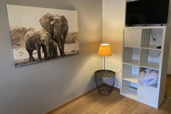 Pronájem bytu 2+kk 60 m², Moritzstr.8 Hinterhaus, Wiesbaden, Hessen Pronájem bytu 2+kk 60 m², Moritzstr.8 Hinterhaus, Wiesbaden, Hessen