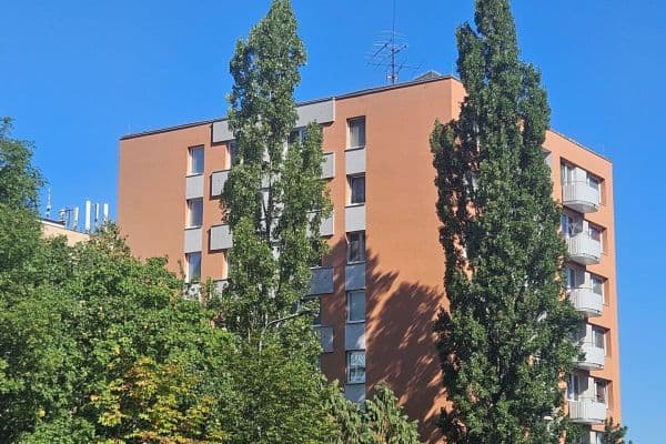Prodej bytu 2+1 67 m², Plukovníka Mráze, Praha Prodej bytu 2+1 67 m², Plukovníka Mráze, Praha