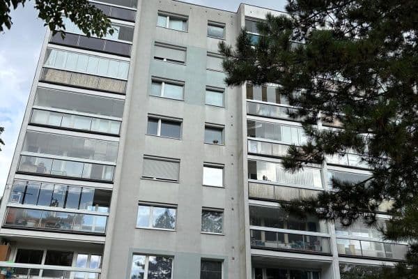 Prodej bytu 1+1 39 m², Minická, Praha Prodej bytu 1+1 39 m², Minická, Praha
