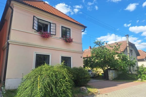 Pronájem bytu Garsoniéra 31 m², Družstevní, Kněževes Pronájem bytu Garsoniéra 31 m², Družstevní, Kněževes
