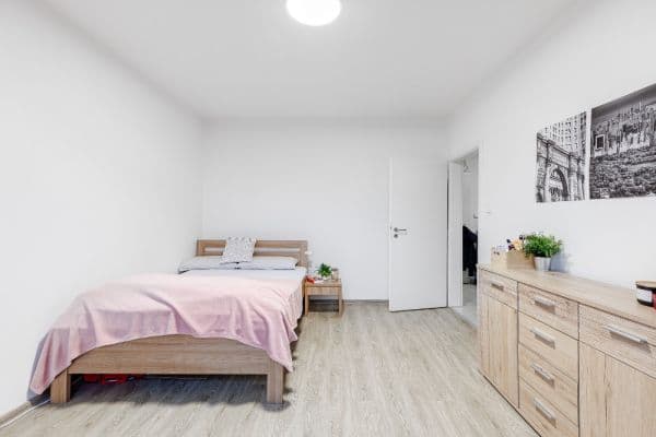 Prodej bytu 4+1 90 m², Turgeněvova, Brno Prodej bytu 4+1 90 m², Turgeněvova, Brno