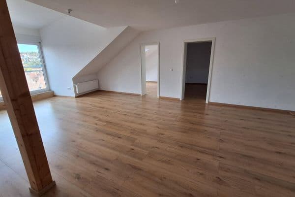 Pronájem bytu 4+kk 170 m², Ochsenfurt Pronájem bytu 4+kk 170 m², Ochsenfurt
