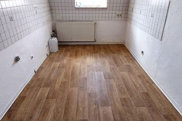 Pronájem bytu 4+1 77 m², Weißenfels Pronájem bytu 4+1 77 m², Weißenfels