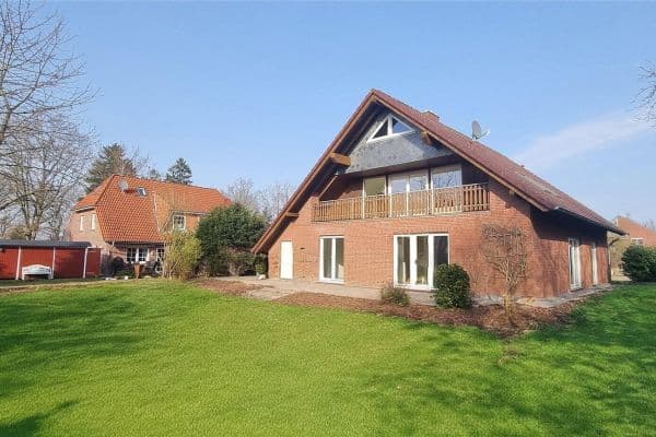 Prodej domu 250 m², pozemek 911 m², Leezen Prodej domu 250 m², pozemek 911 m², Leezen
