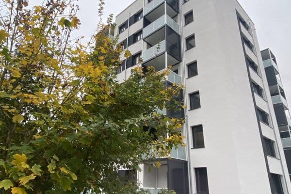 Pronájem bytu 3+1 87 m², Am Schlüsselacker 4, Eberbach Pronájem bytu 3+1 87 m², Am Schlüsselacker 4, Eberbach