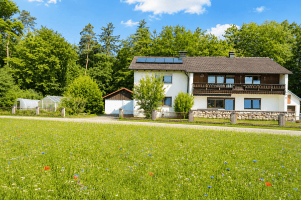 Prodej domu 250 m², pozemek 2.300 m², Emmerting Prodej domu 250 m², pozemek 2.300 m², Emmerting