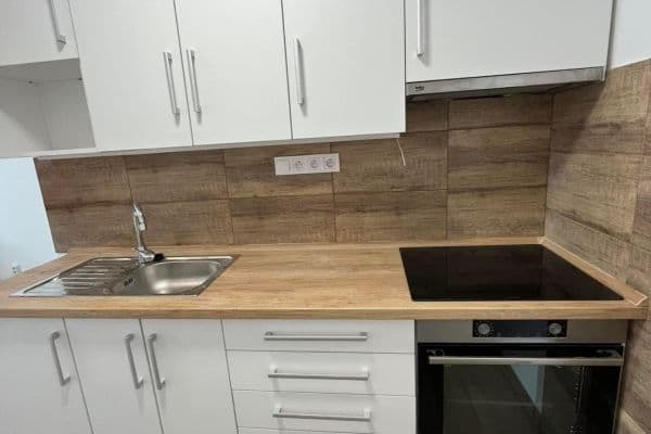 Prodej bytu 2+kk 45 m², Veslařská, Mělník Prodej bytu 2+kk 45 m², Veslařská, Mělník