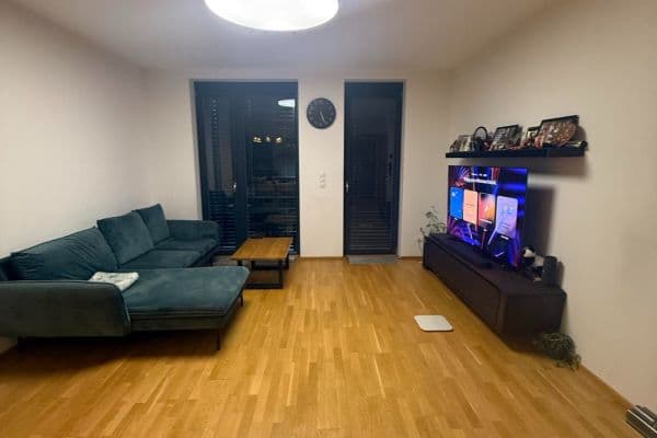 Pronájem bytu 3+kk 40 m², Kouteckého, Prague Pronájem bytu 3+kk 40 m², Kouteckého, Prague