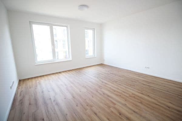 Pronájem bytu 2+kk 54 m², U Engerthu, Kladno Pronájem bytu 2+kk 54 m², U Engerthu, Kladno