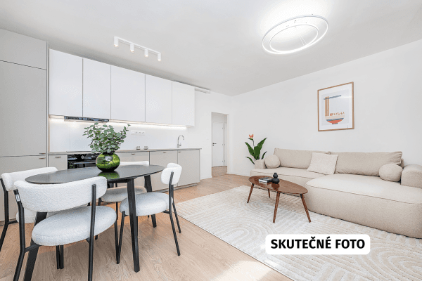 Prodej bytu 3+kk 75 m², Hradeckých, Praha Prodej bytu 3+kk 75 m², Hradeckých, Praha
