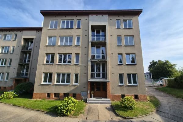Prodej bytu 2+1 60 m², Na Šutce, Praha Prodej bytu 2+1 60 m², Na Šutce, Praha