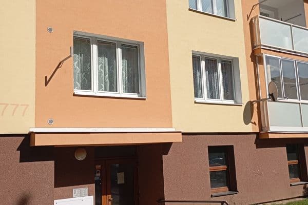 Pronájem bytu 1+1 34 m², Sídliště Míru, Podbořany Pronájem bytu 1+1 34 m², Sídliště Míru, Podbořany