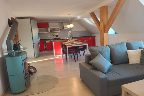 Pronájem bytu 3+kk 100 m², 8. března, Liberec, Liberecký kraj Pronájem bytu 3+kk 100 m², 8. března, Liberec, Liberecký kraj