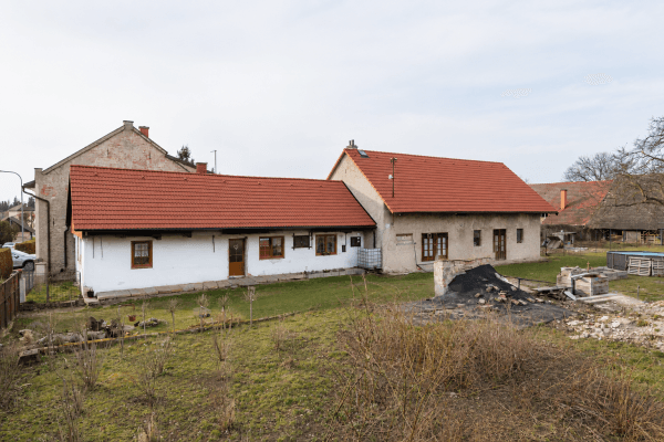 Prodej domu 70 m², pozemek 4.513 m², SO POÚ Městec Králové Prodej domu 70 m², pozemek 4.513 m², SO POÚ Městec Králové