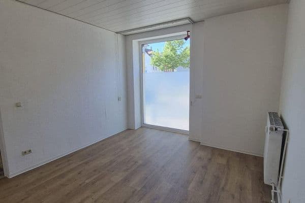 Pronájem bytu 2+kk 73 m², Darrplatz 13, Apolda, Durynsko Pronájem bytu 2+kk 73 m², Darrplatz 13, Apolda, Durynsko