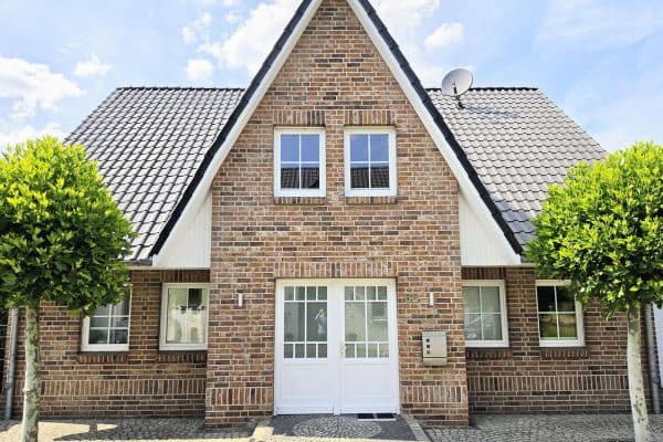 Prodej domu 179 m², pozemek 450 m², Am Schleitershof 65, Krefeld Prodej domu 179 m², pozemek 450 m², Am Schleitershof 65, Krefeld