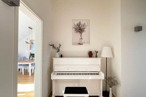 Pronájem bytu 3+1 77 m², Affalterbach Pronájem bytu 3+1 77 m², Affalterbach
