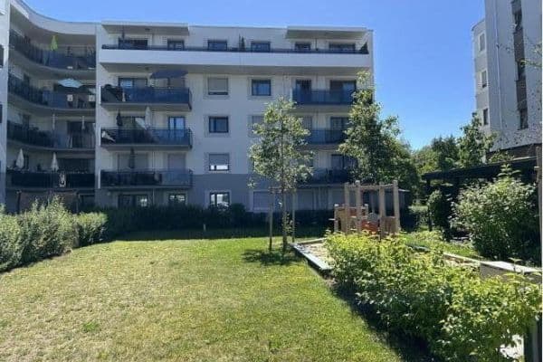 Prodej bytu 3+1 78 m², Bibergerstrasse 47, Unterhaching, Bavorsko Prodej bytu 3+1 78 m², Bibergerstrasse 47, Unterhaching, Bavorsko
