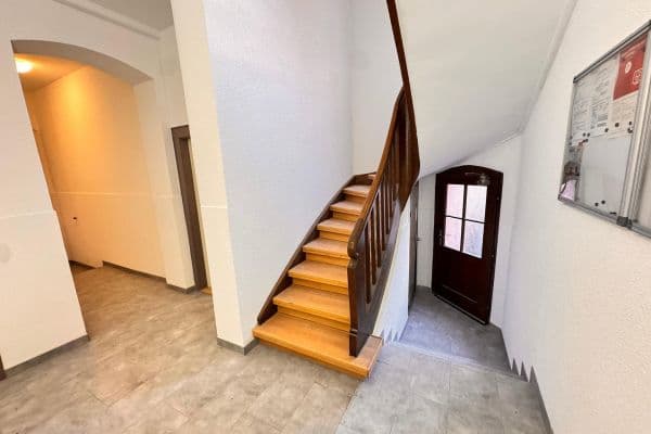 Pronájem bytu 2+1 56 m², Landgrabenstraße, Nürnberg Pronájem bytu 2+1 56 m², Landgrabenstraße, Nürnberg