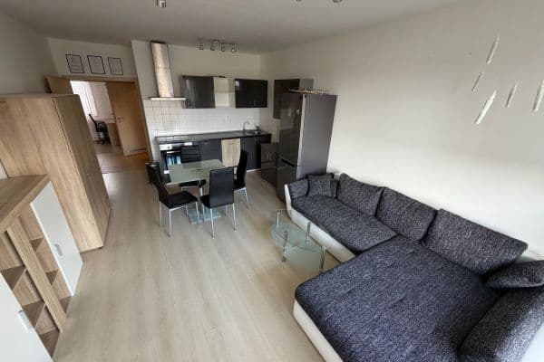 Pronájem bytu 2+kk 49 m², Hornoměcholupská, Praha Pronájem bytu 2+kk 49 m², Hornoměcholupská, Praha