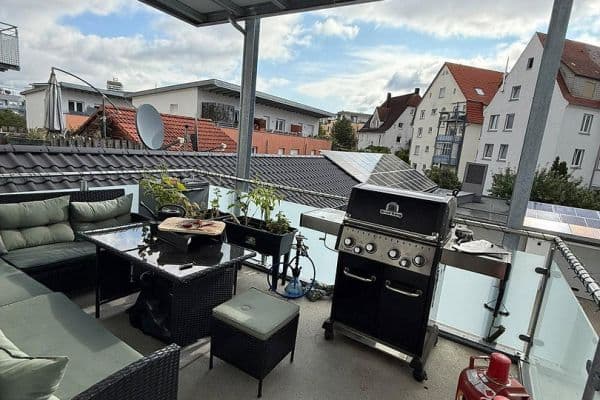 Pronájem bytu 3+1 77 m², Elisabethenstr. 4, Ulm Pronájem bytu 3+1 77 m², Elisabethenstr. 4, Ulm