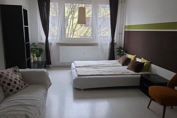 Prodej bytu 1+1 30 m², Holzmarktstr. 75, Berlin, Berlín Prodej bytu 1+1 30 m², Holzmarktstr. 75, Berlin, Berlín