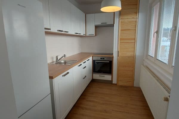 Pronájem bytu 2+1 53 m², Švermova, Beroun Pronájem bytu 2+1 53 m², Švermova, Beroun