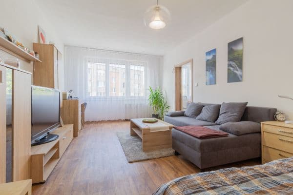 Pronájem bytu 1+1 44 m², Na Hliněnce, Nová Včelnice Pronájem bytu 1+1 44 m², Na Hliněnce, Nová Včelnice