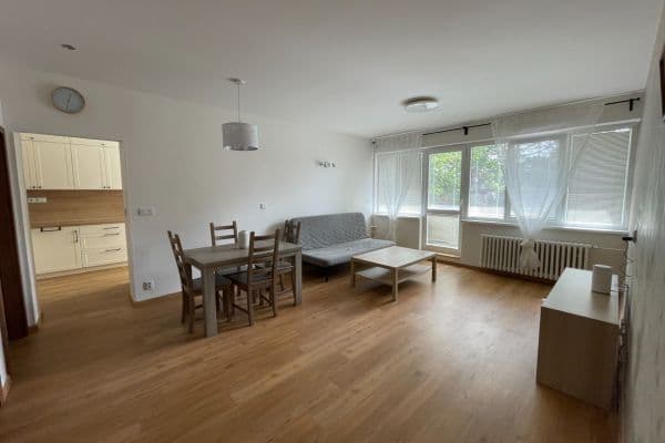 Pronájem bytu 3+1 95 m², Valtínovská, Prague Pronájem bytu 3+1 95 m², Valtínovská, Prague