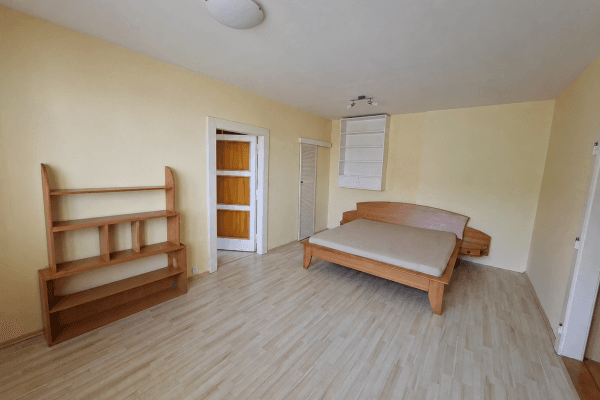 Prodej bytu 2+1 64 m², Kouřimská, Praha Prodej bytu 2+1 64 m², Kouřimská, Praha