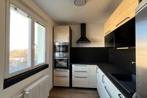 Prodej bytu 2+1 55 m², Havanská, Kladno, Středočeský kraj Prodej bytu 2+1 55 m², Havanská, Kladno, Středočeský kraj