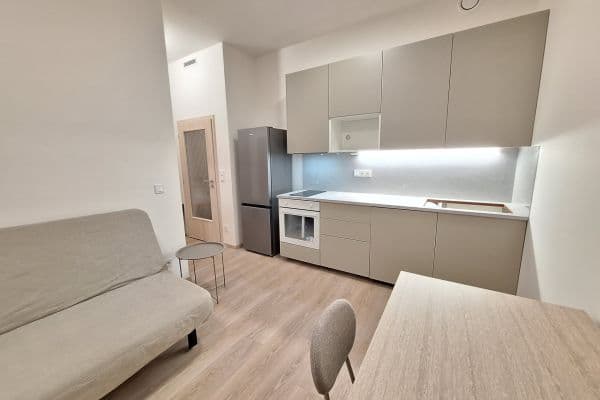 Pronájem bytu 2+kk 32 m², Arnošta Staňka, Praha Pronájem bytu 2+kk 32 m², Arnošta Staňka, Praha