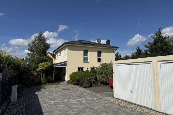 Prodej domu 145 m², pozemek 1.088 m², Zossen Prodej domu 145 m², pozemek 1.088 m², Zossen