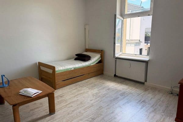 Pronájem bytu 1+kk 28 m², Ardeystrasse 143, Dortmund, Severní Porýní-Vestfálsko Pronájem bytu 1+kk 28 m², Ardeystrasse 143, Dortmund, Severní Porýní-Vestfálsko