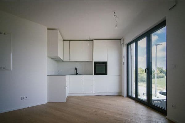 Pronájem bytu 3+1 59 m², Goteboldstraße 46, München, Bavorsko Pronájem bytu 3+1 59 m², Goteboldstraße 46, München, Bavorsko