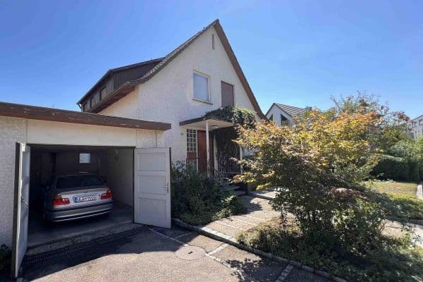 Prodej domu 134 m², pozemek 680 m², Schorndorf Prodej domu 134 m², pozemek 680 m², Schorndorf
