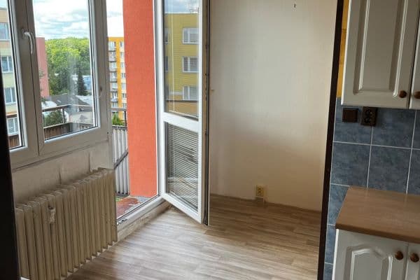 Pronájem bytu 2+1 57 m², sídliště Vajgar, Jindřichův Hradec, Jihočeský kraj Pronájem bytu 2+1 57 m², sídliště Vajgar, Jindřichův Hradec, Jihočeský kraj