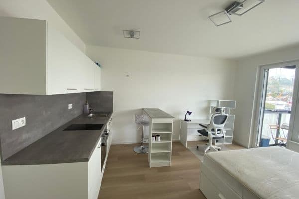 Pronájem bytu 1+kk 30 m², Kolbenova, Praha Pronájem bytu 1+kk 30 m², Kolbenova, Praha