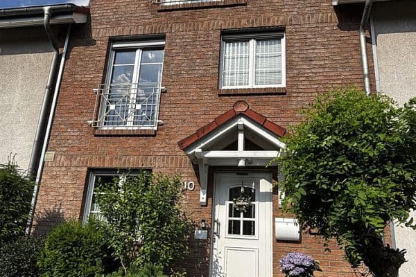 Prodej domu 144 m², pozemek 195 m², Moers Prodej domu 144 m², pozemek 195 m², Moers