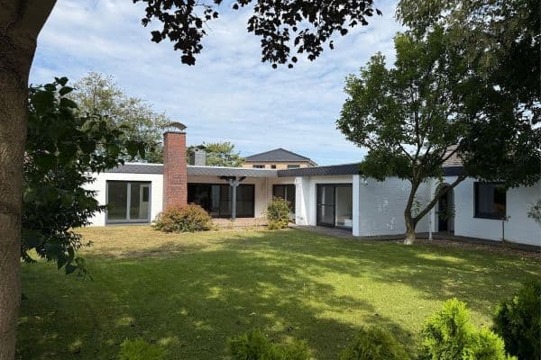 Prodej domu 206 m², pozemek 1.000 m², Quarrendorfer Weg 8, Toppenstedt Prodej domu 206 m², pozemek 1.000 m², Quarrendorfer Weg 8, Toppenstedt
