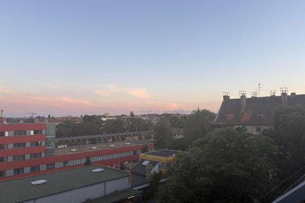 Pronájem bytu 1+1 55 m², Braunschweiger Straße 71, Berlin, Berlín Pronájem bytu 1+1 55 m², Braunschweiger Straße 71, Berlin, Berlín