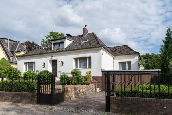 Prodej domu 308 m², pozemek 1.151 m², Berlin Prodej domu 308 m², pozemek 1.151 m², Berlin