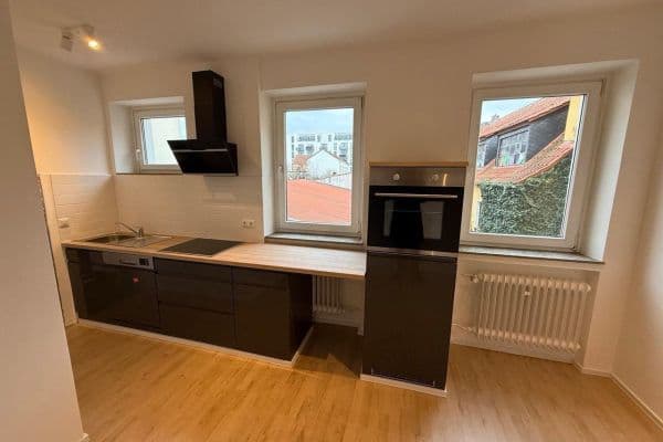 Pronájem bytu 2+1 43 m², Heinrichstr., Fulda, Hessen Pronájem bytu 2+1 43 m², Heinrichstr., Fulda, Hessen