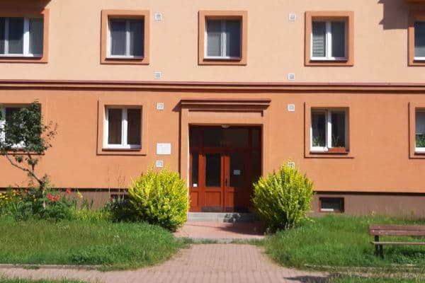 Pronájem bytu 2+1 58 m², Josefa Ressla, Pardubice, Pardubický kraj Pronájem bytu 2+1 58 m², Josefa Ressla, Pardubice, Pardubický kraj
